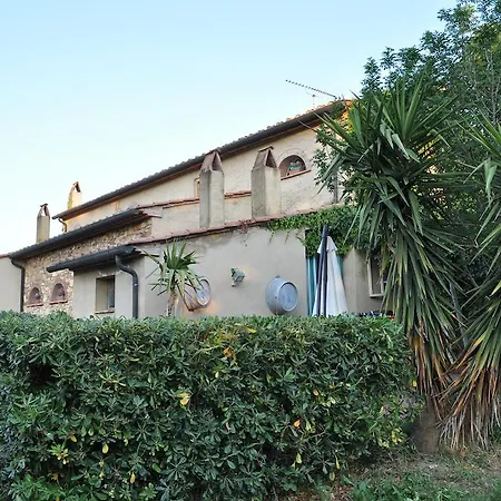 Agriturismo La Leccia Alloggio per agriturismo *